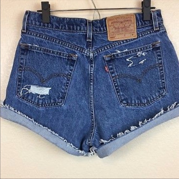 Vintage Levi's Distressed High Waist Cut Off Short - Picture 5 of 7